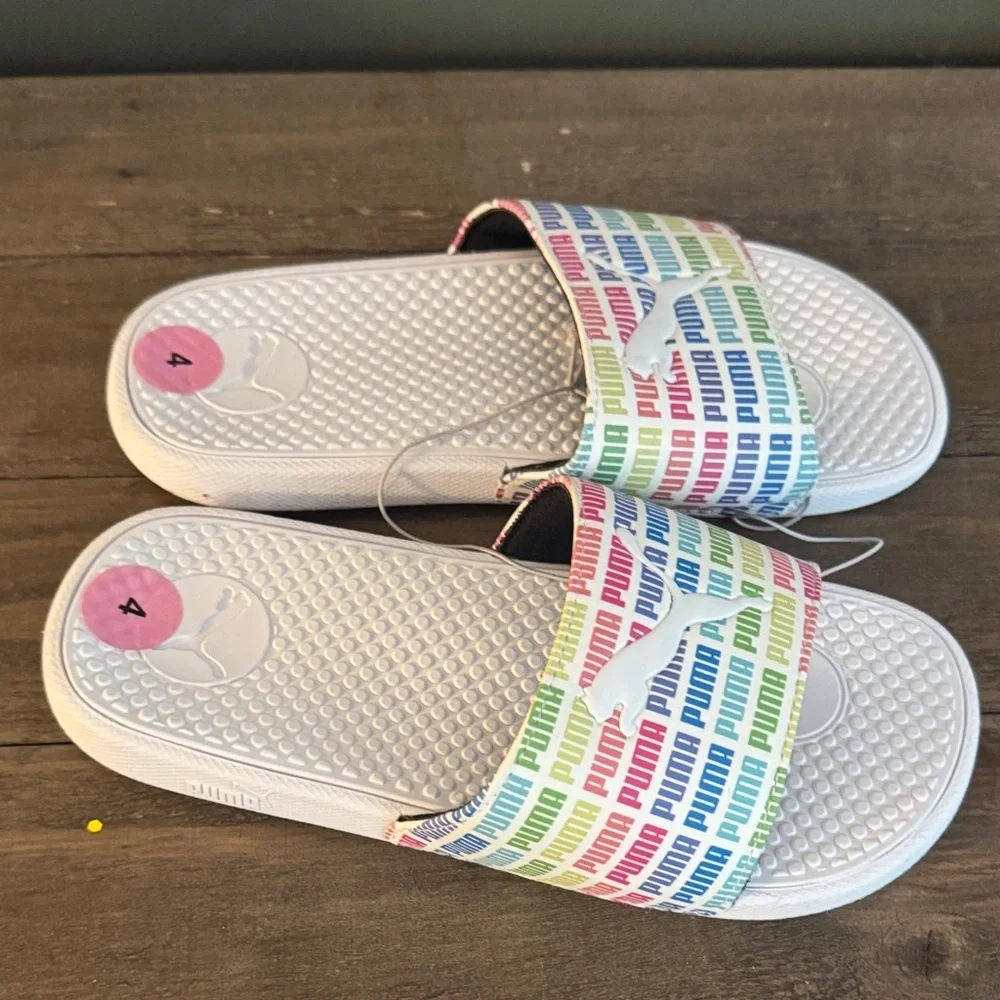 Puma Kids White Slides with Multicolor Logo Strap